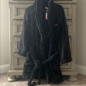 NWT Victoria’s Secret Robe